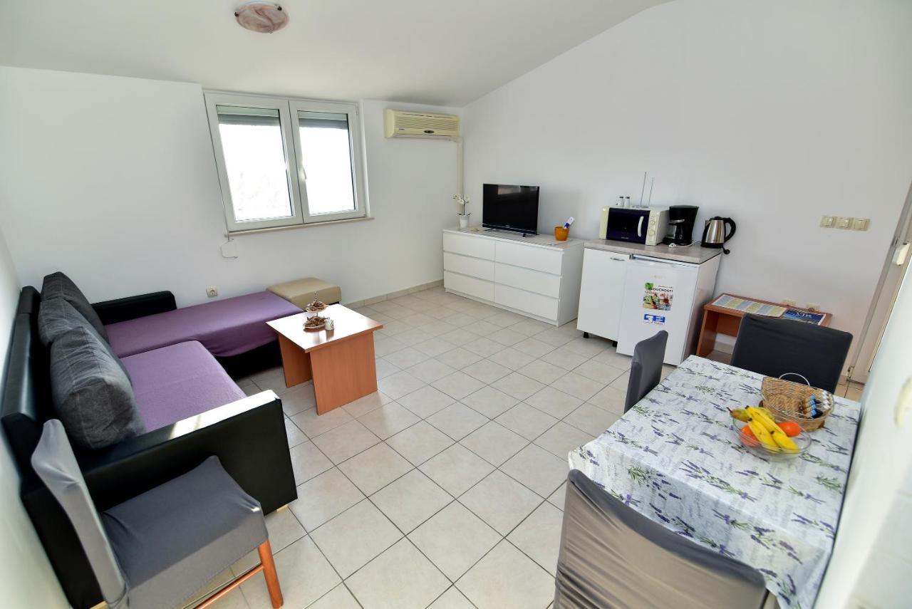 Apartmani Luna فير المظهر الخارجي الصورة