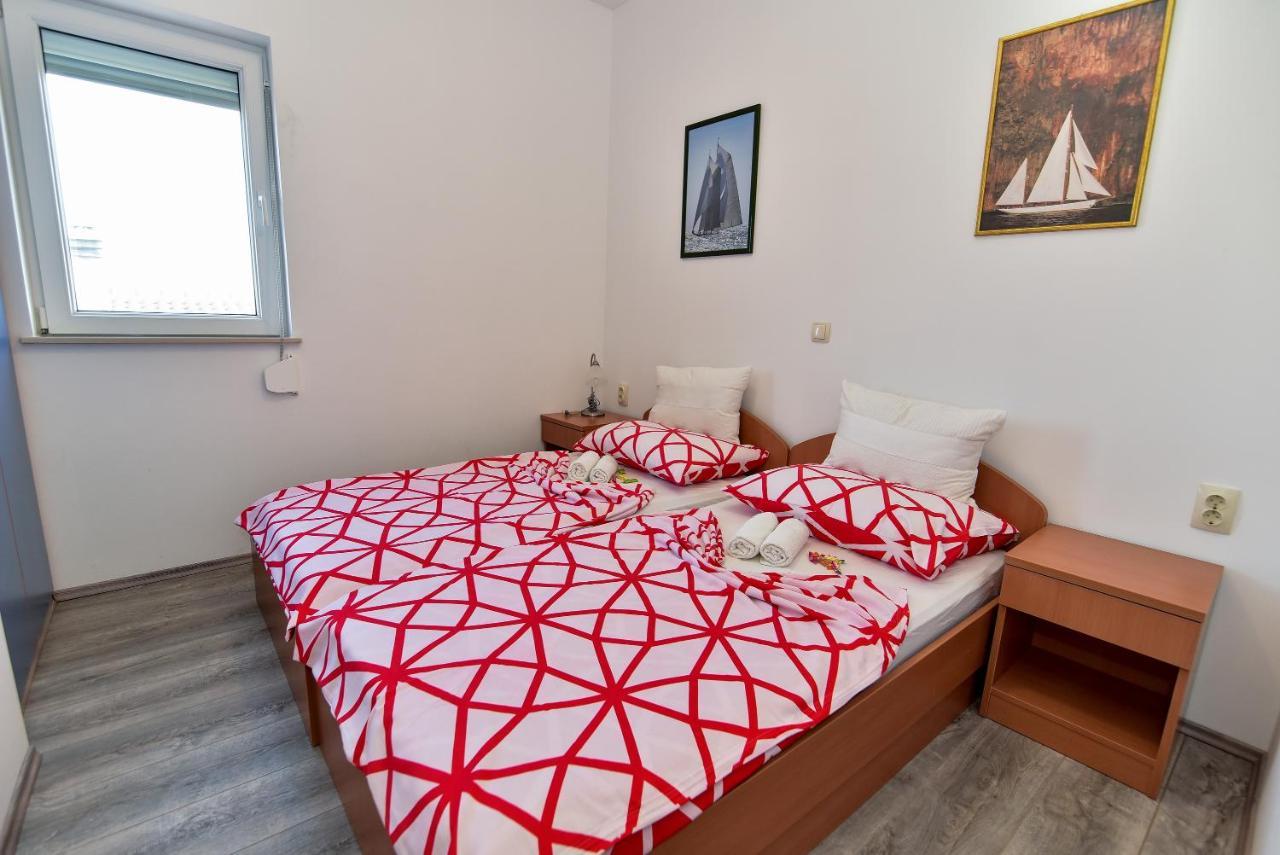 Apartmani Luna فير المظهر الخارجي الصورة