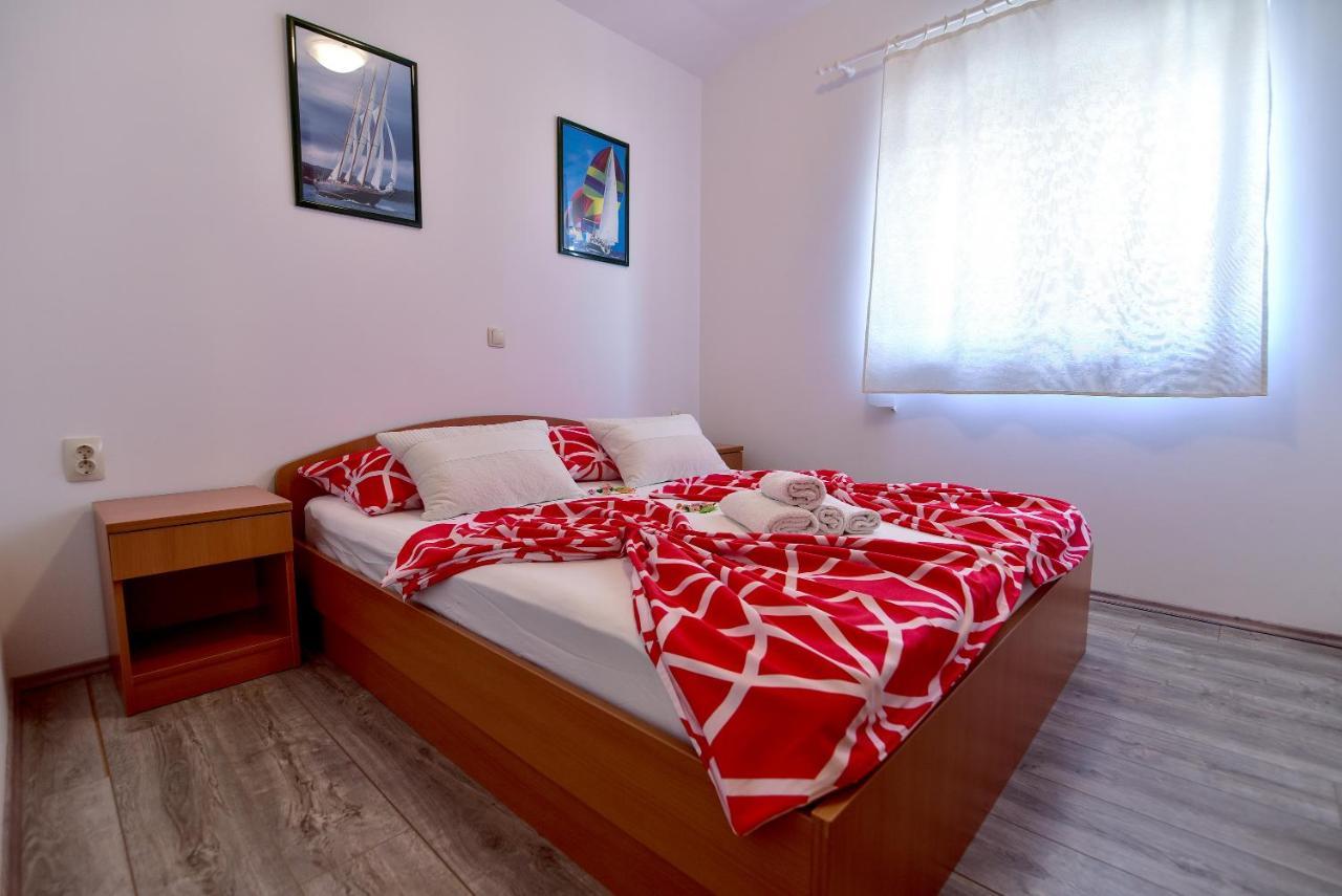 Apartmani Luna فير المظهر الخارجي الصورة
